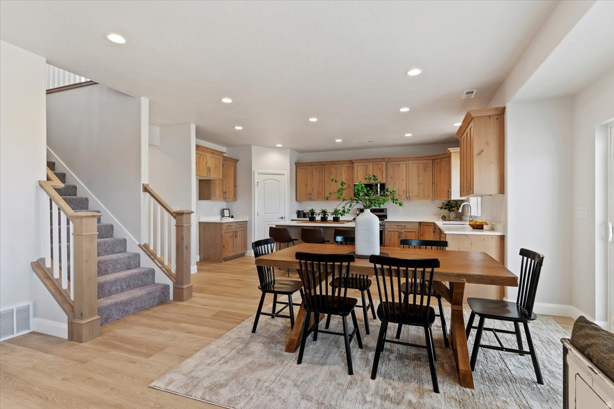 WEST RIDGE ESTATES - Residential