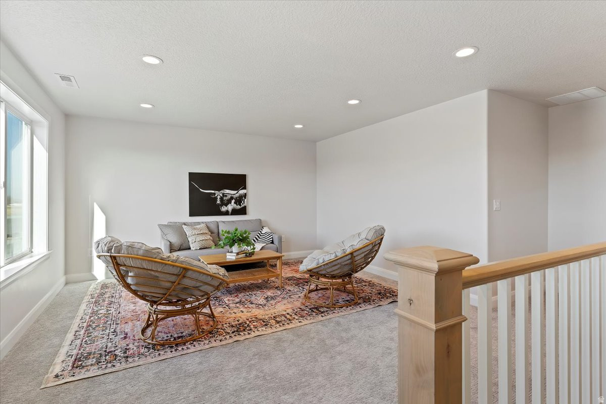 WEST RIDGE ESTATES - Residential