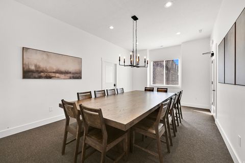 Tiny photo for 864 N FARMINGTON XING W, Farmington, UT 84025 (MLS # 2134641)