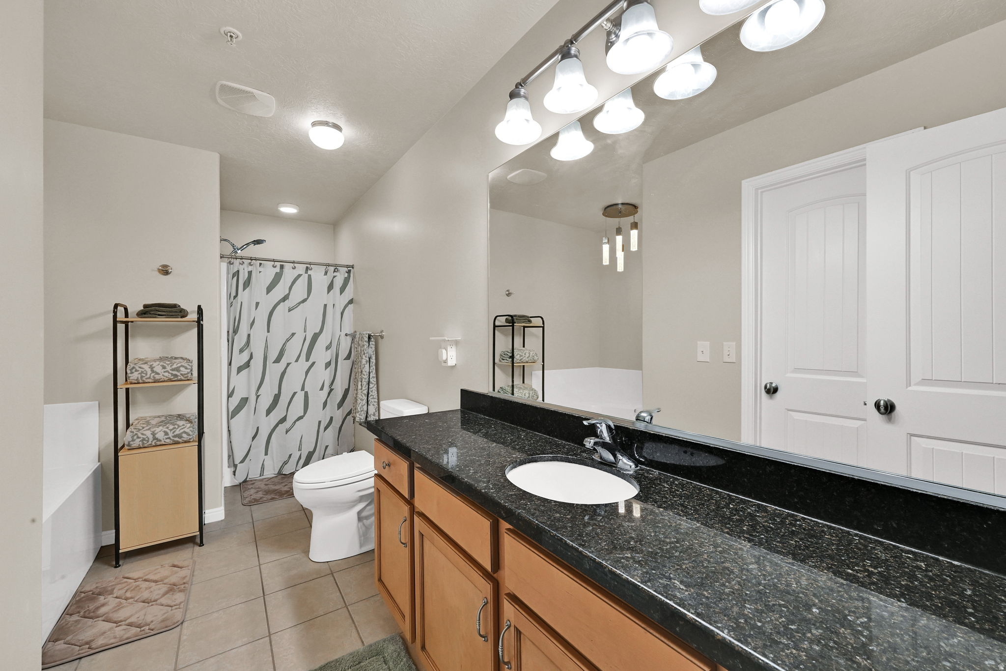 FARMINGTON CROSSING - Residential