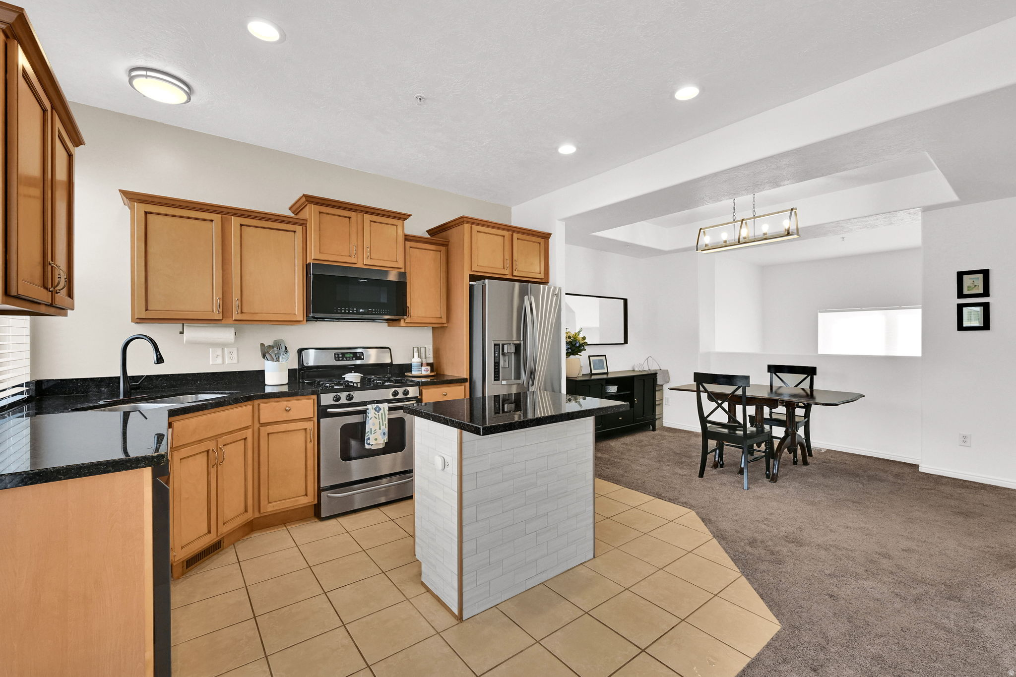 FARMINGTON CROSSING - Residential