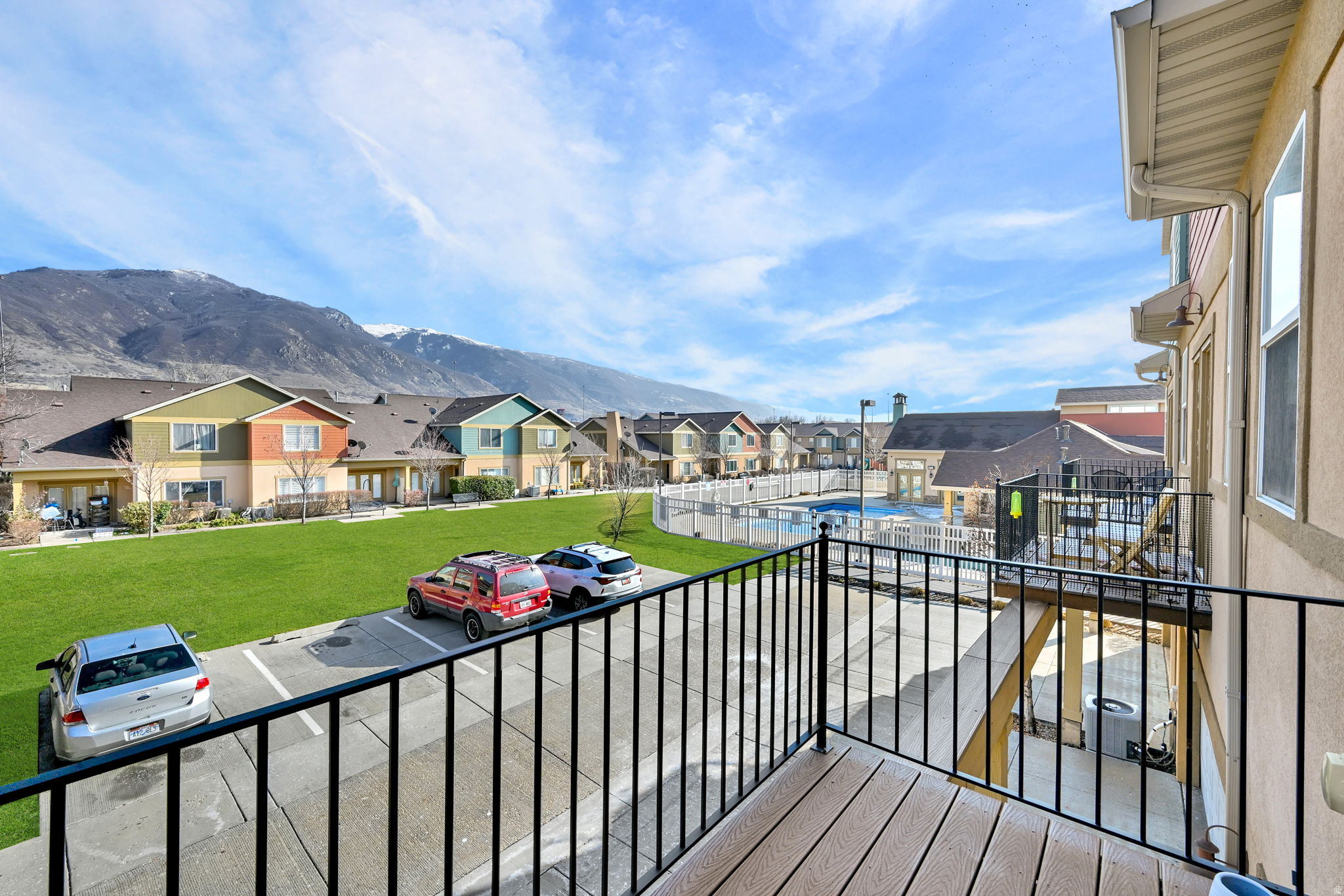 FARMINGTON CROSSING - Residential