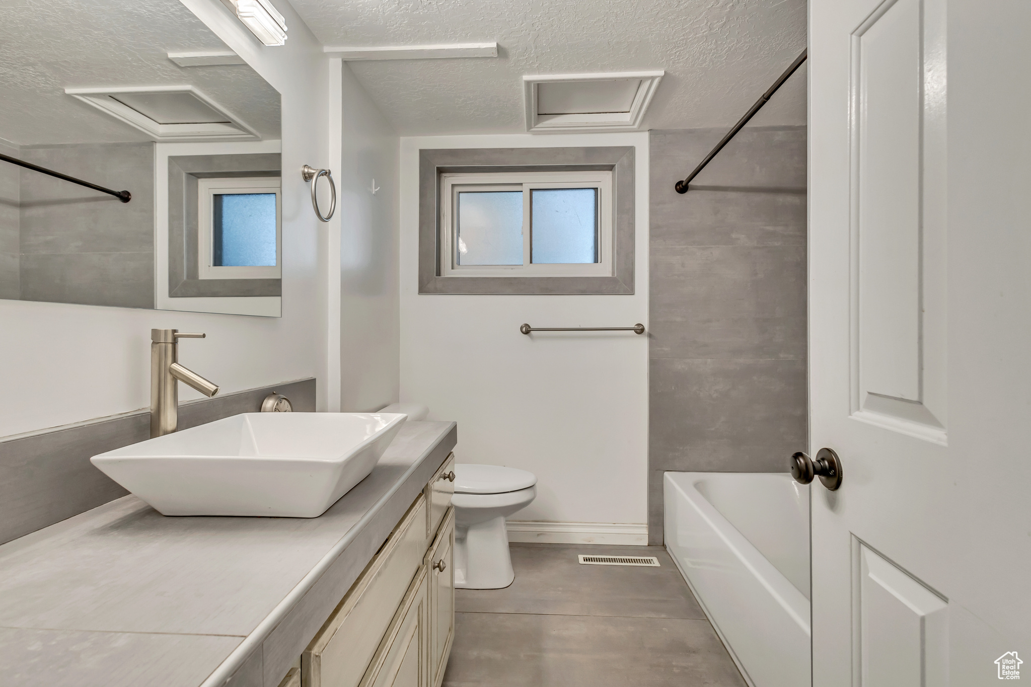 1343 S 200, Farmington, Utah image 31