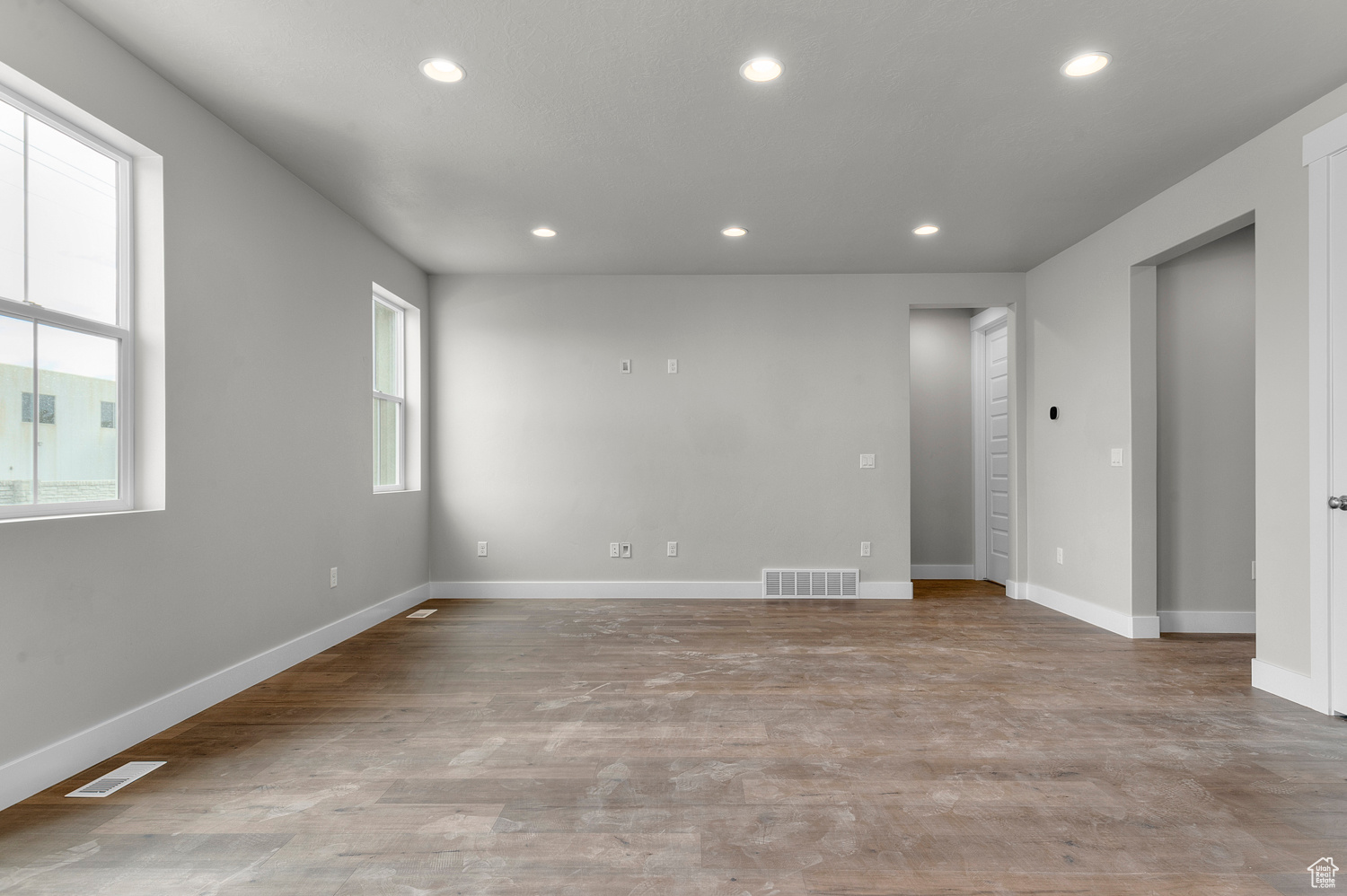 ANDERSON FARMS COLLECTION 921 - Residential