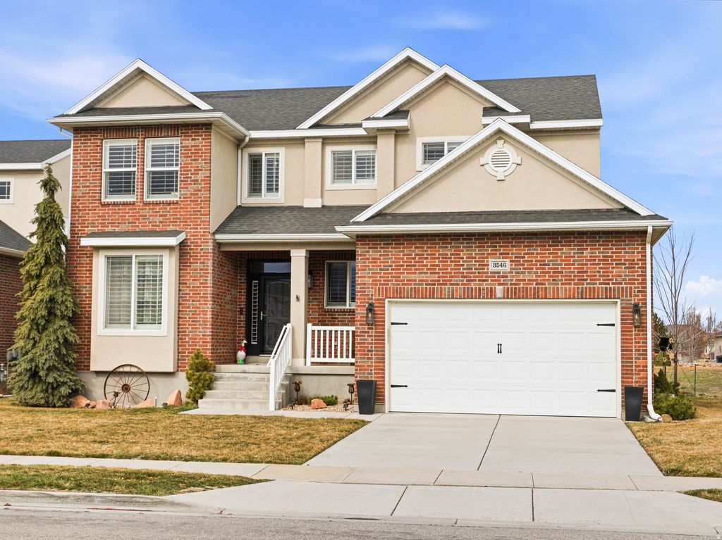 Photo of 3546 BROOKSHIRE DR, Syracuse, UT 84075 (MLS # 2140725)