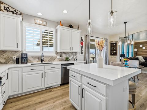 Tiny photo for 3546 BROOKSHIRE DR, Syracuse, UT 84075 (MLS # 2140725)