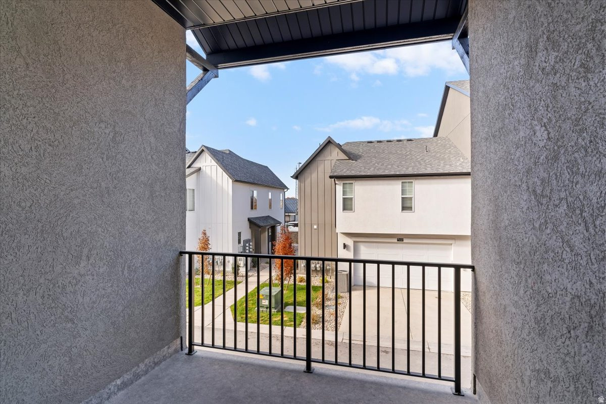 CLIFTON PLACE TOWNHOMES - Residential