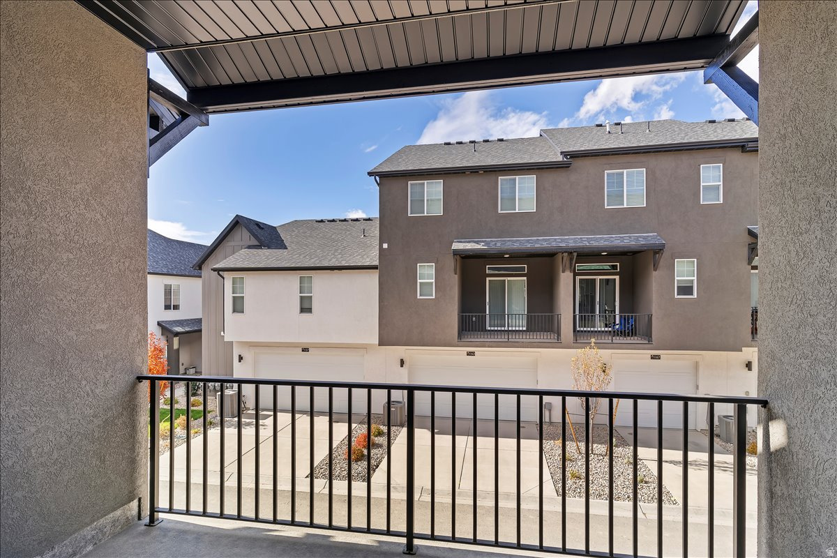 CLIFTON PLACE TOWNHOMES - Residential