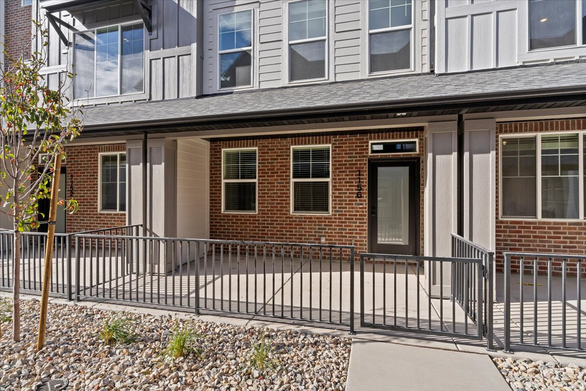 CLIFTON PLACE TOWNHOMES - Residential