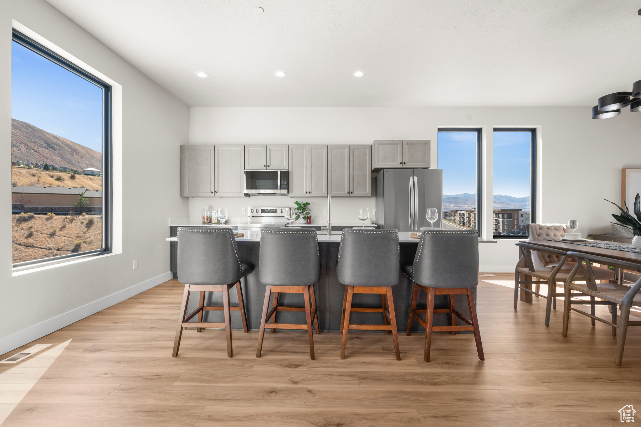 STERLING HEIGHTS - Residential