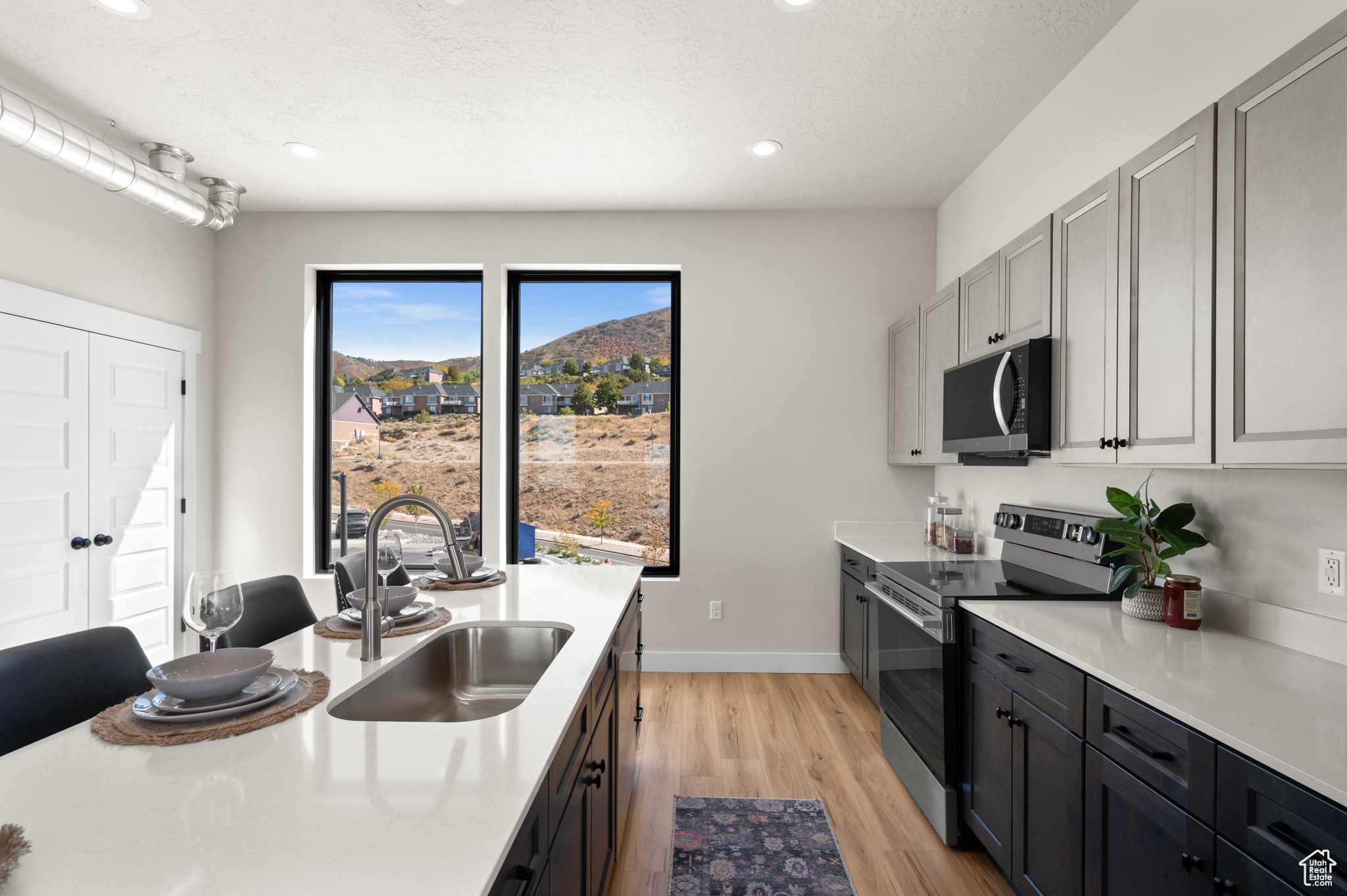 STERLING HEIGHTS - Residential