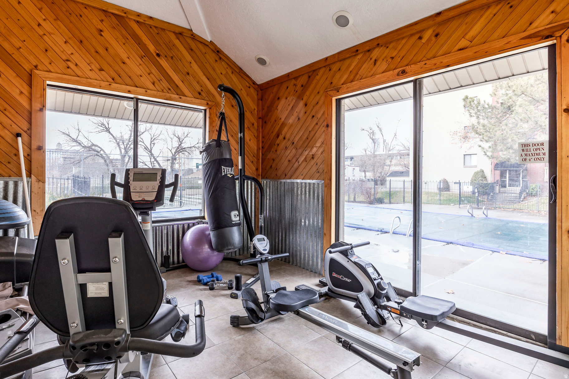 TOWNE PARK - Residential