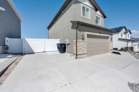 Tiny photo for 5106 W JAYCIE CT S, Kearns, UT 84118 (MLS # 2126595)