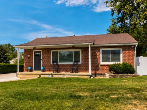 Homes For Sale - 169 Crestwood Rd<br/> Davis County, Kaysville, UT 84037