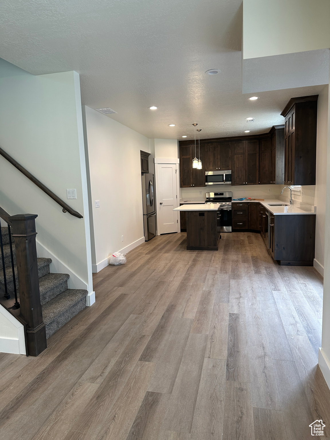 TAYLOR LANDING - Residential