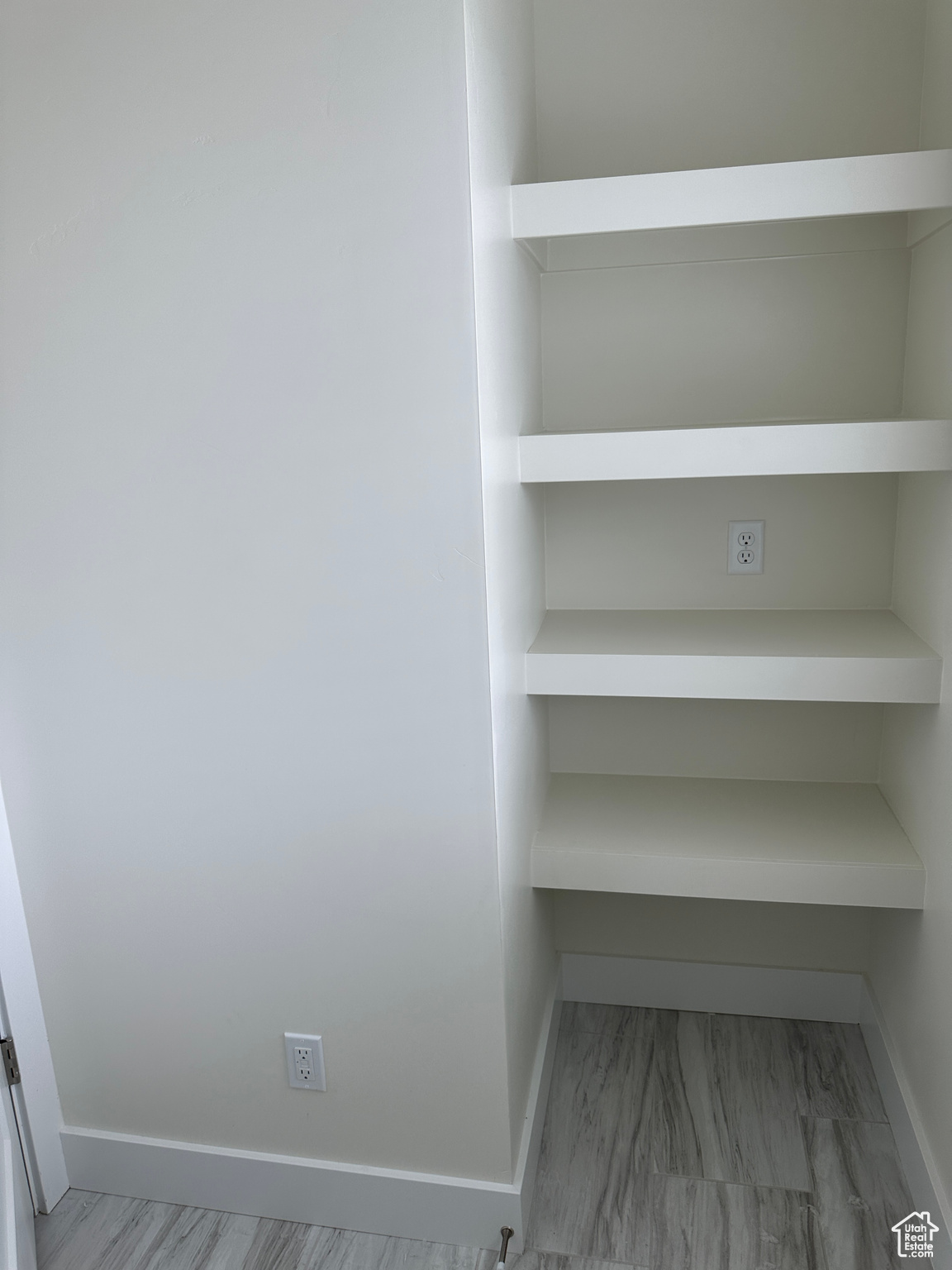 TAYLOR LANDING - Residential