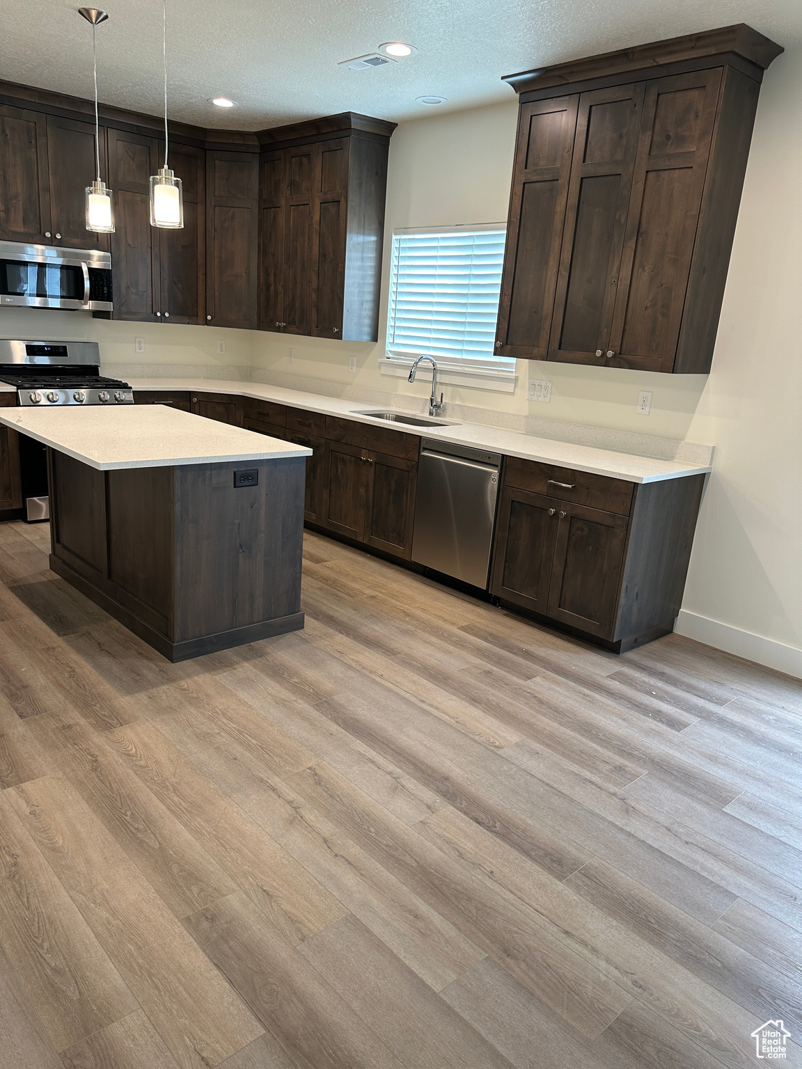 TAYLOR LANDING - Residential