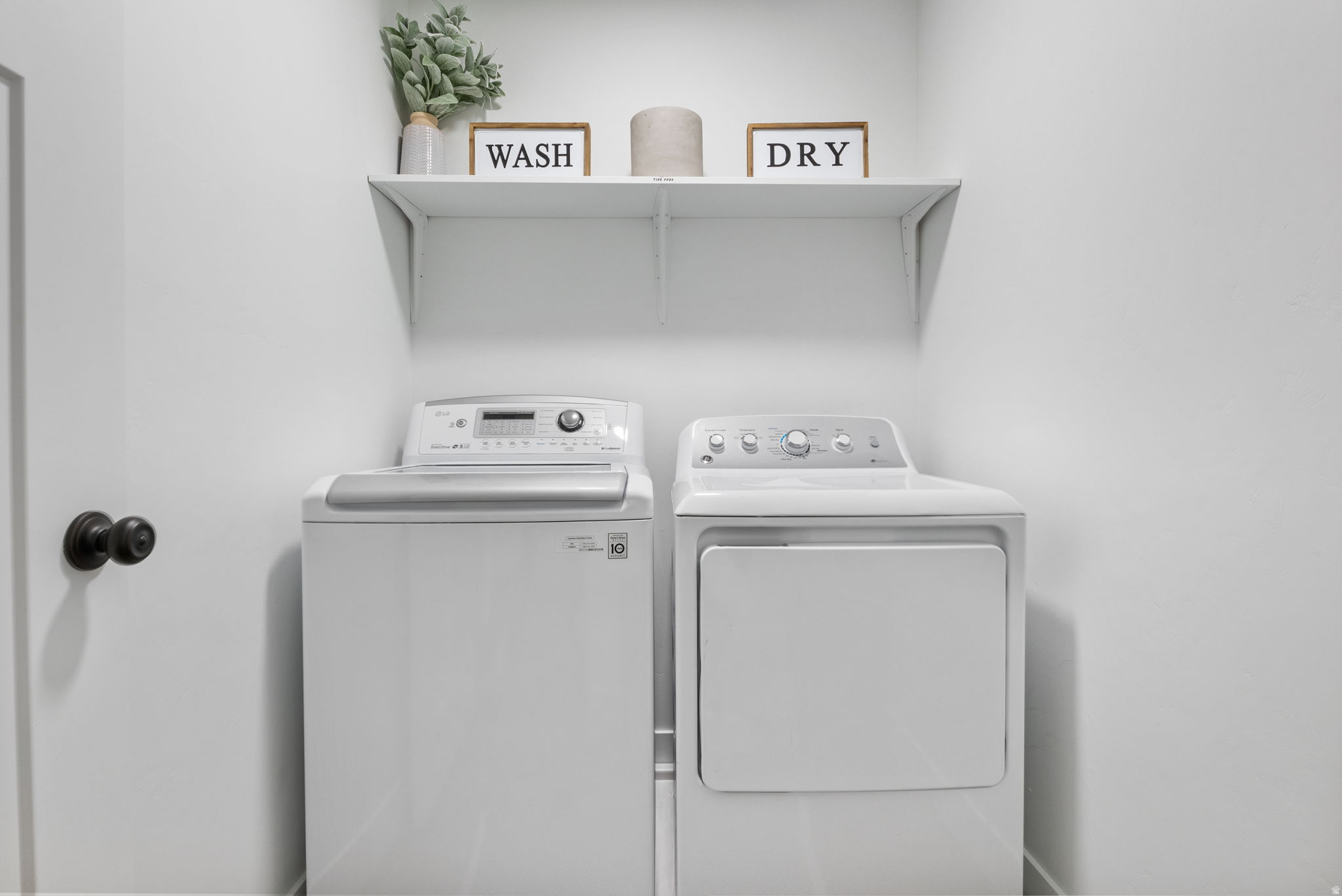 SPANISH TRAILS - Residential