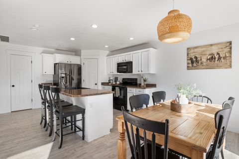 Tiny photo for 351 W 530 S, Spanish Fork, UT 84660 (MLS # 2123593)