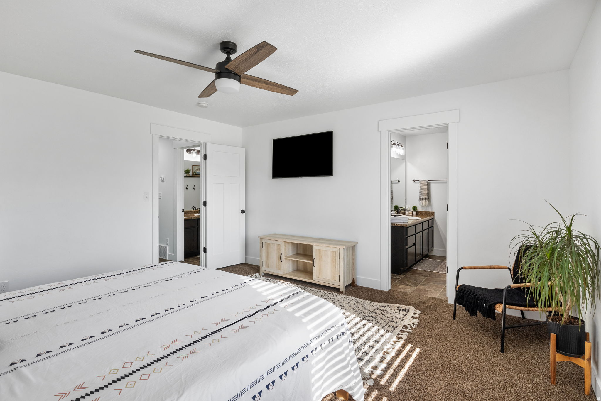 SPANISH TRAILS - Residential