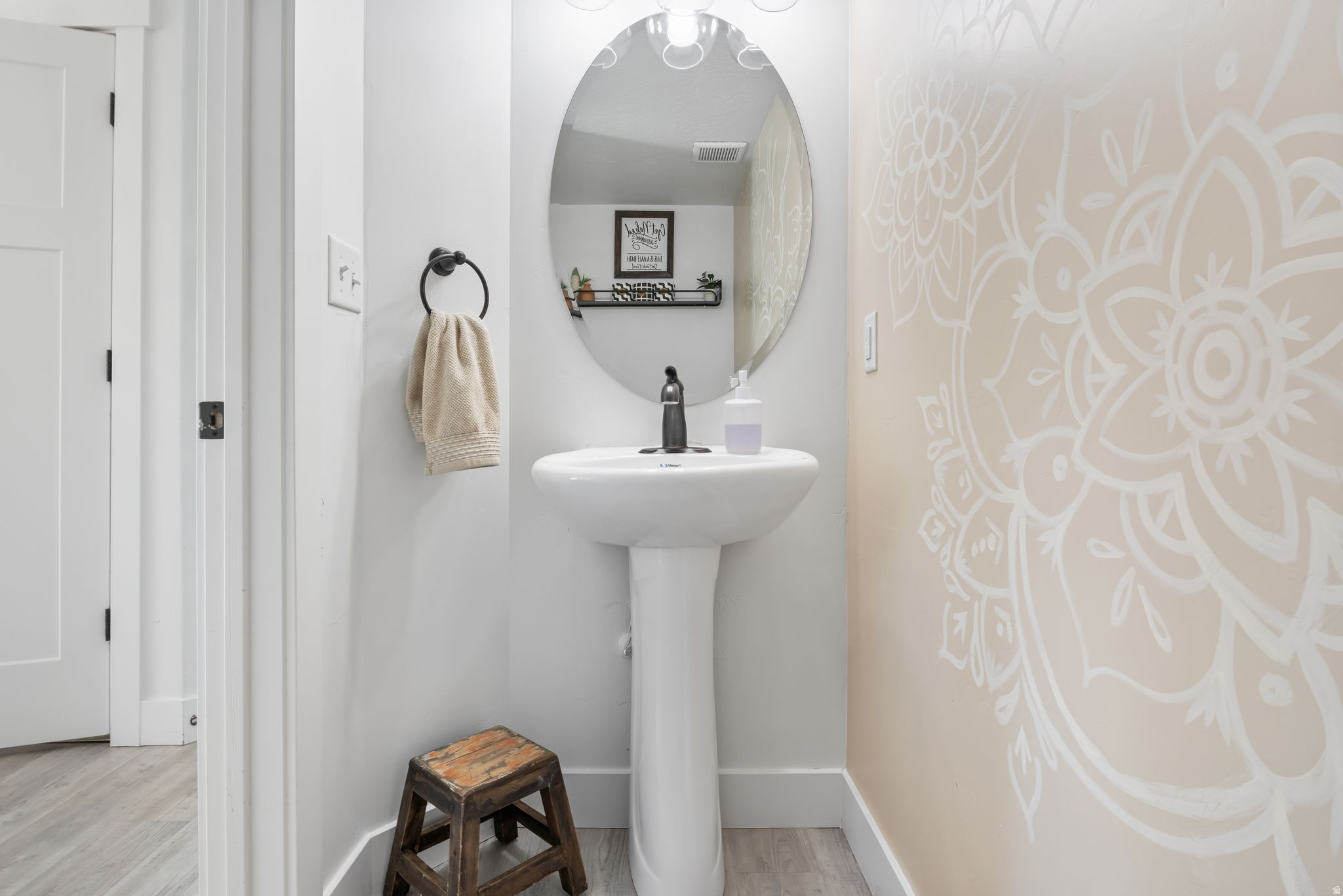 SPANISH TRAILS - Residential