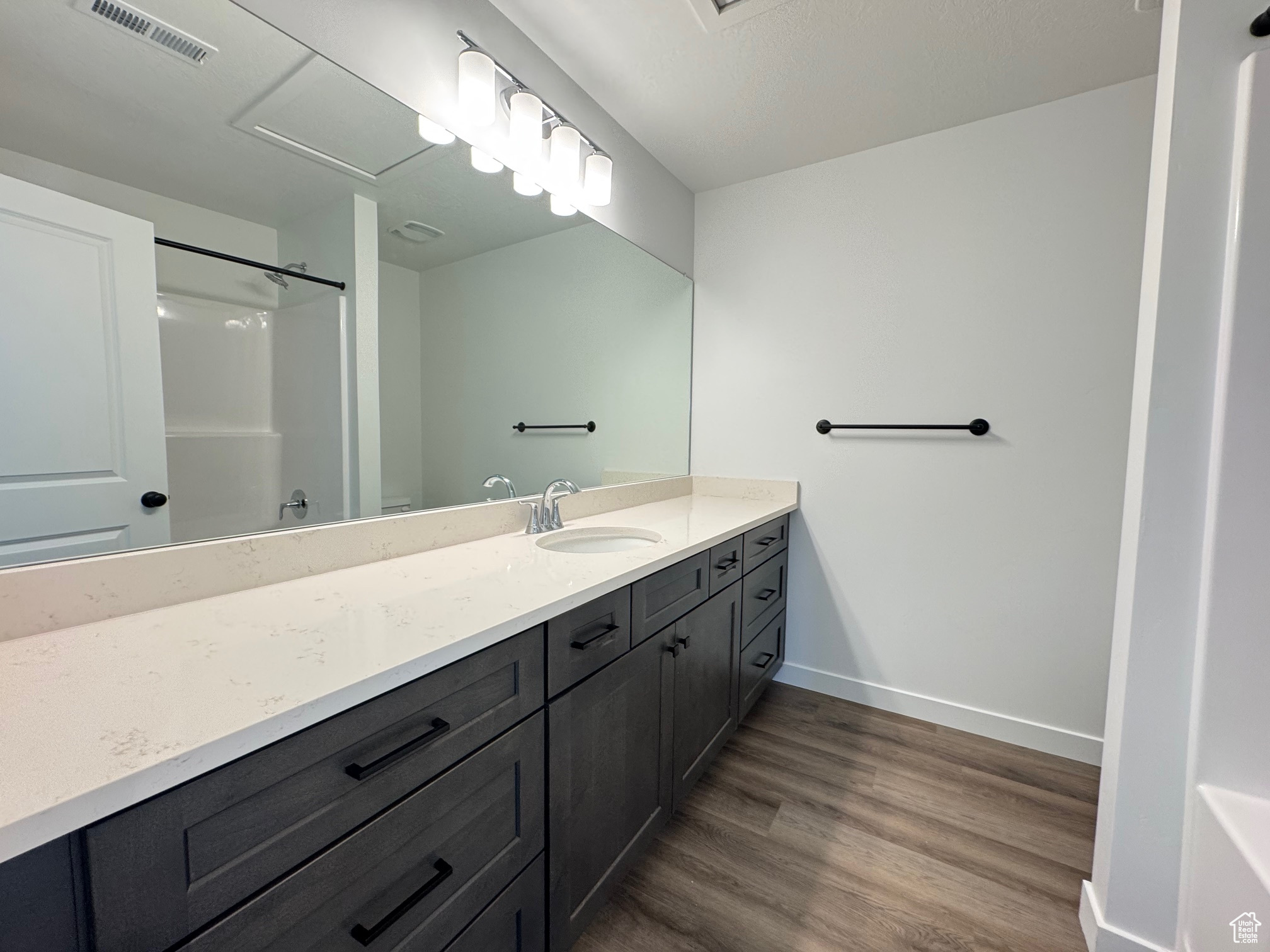 RIVERSIDE ESTATES - Residential