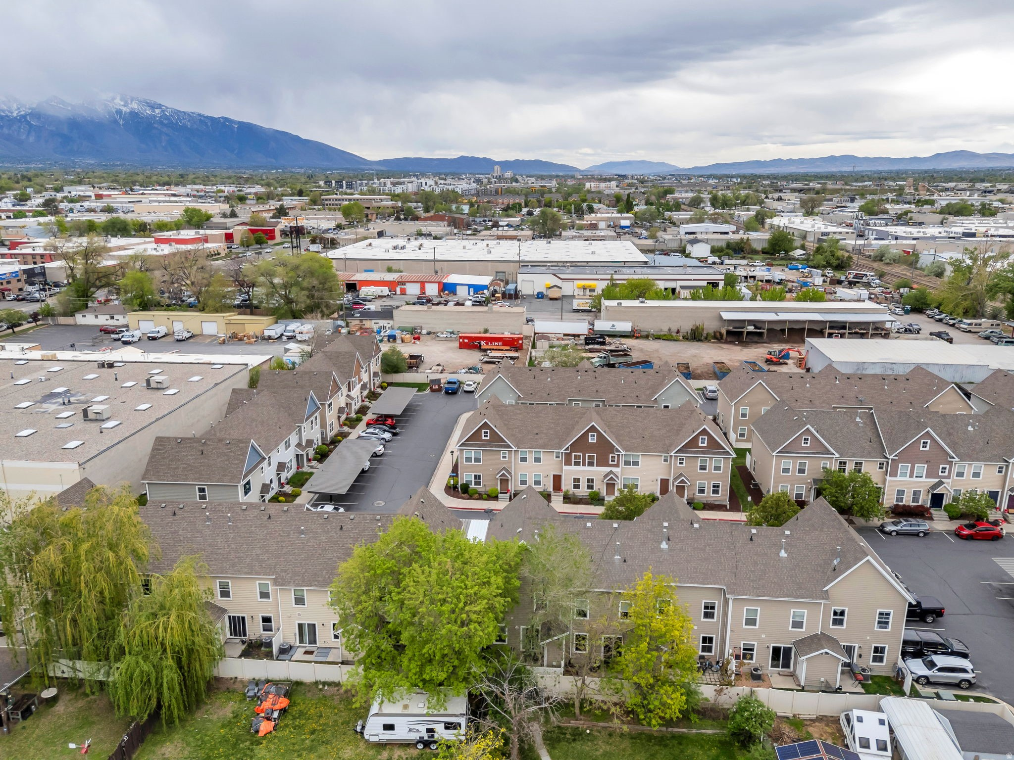 HUNTLY MANOR - Residential