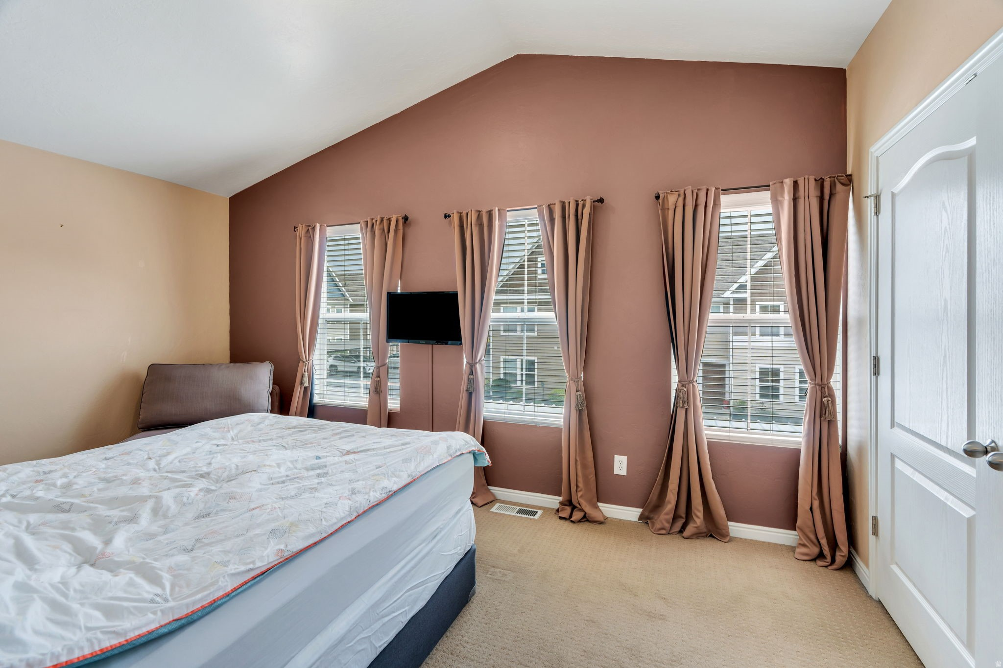 HUNTLY MANOR - Residential