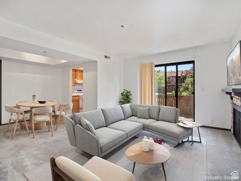 Condo For Sale - 6905 N Powderwood #7J<br/> Summit County, Park City, UT 84098