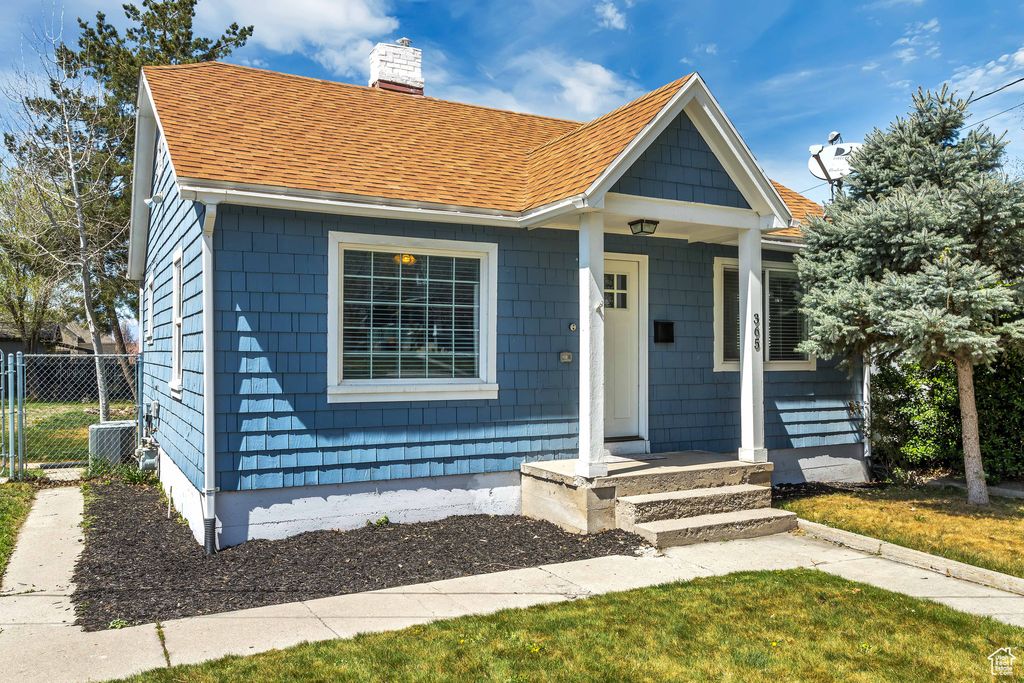 Photo of 365 N 100 W, American Fork, UT 84003 (MLS # 2119422)