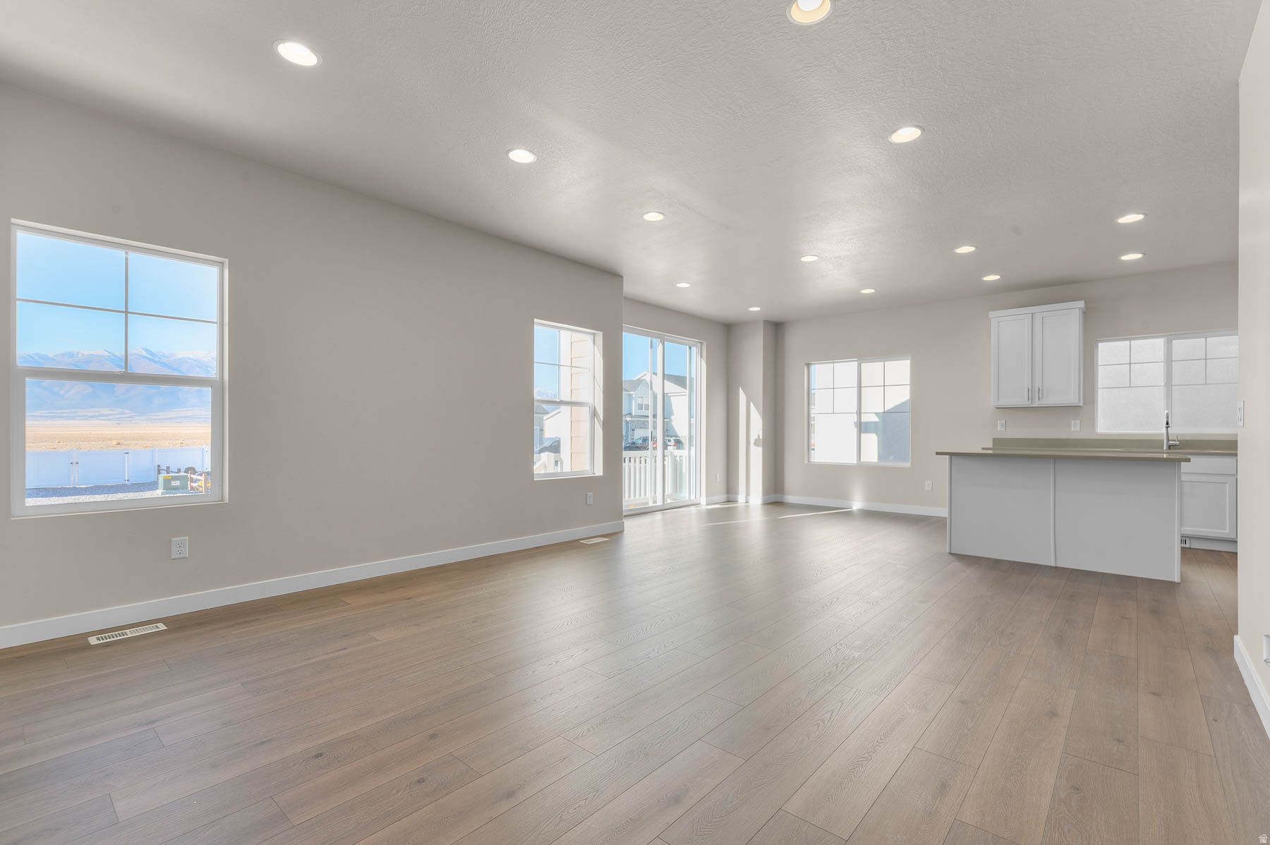 OVERLAND GARDENS D179 - Residential