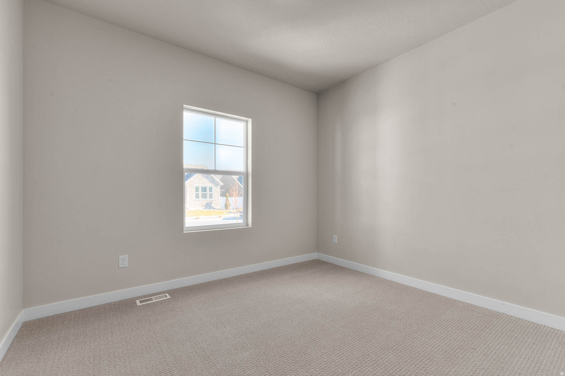 OVERLAND GARDENS D179 - Residential