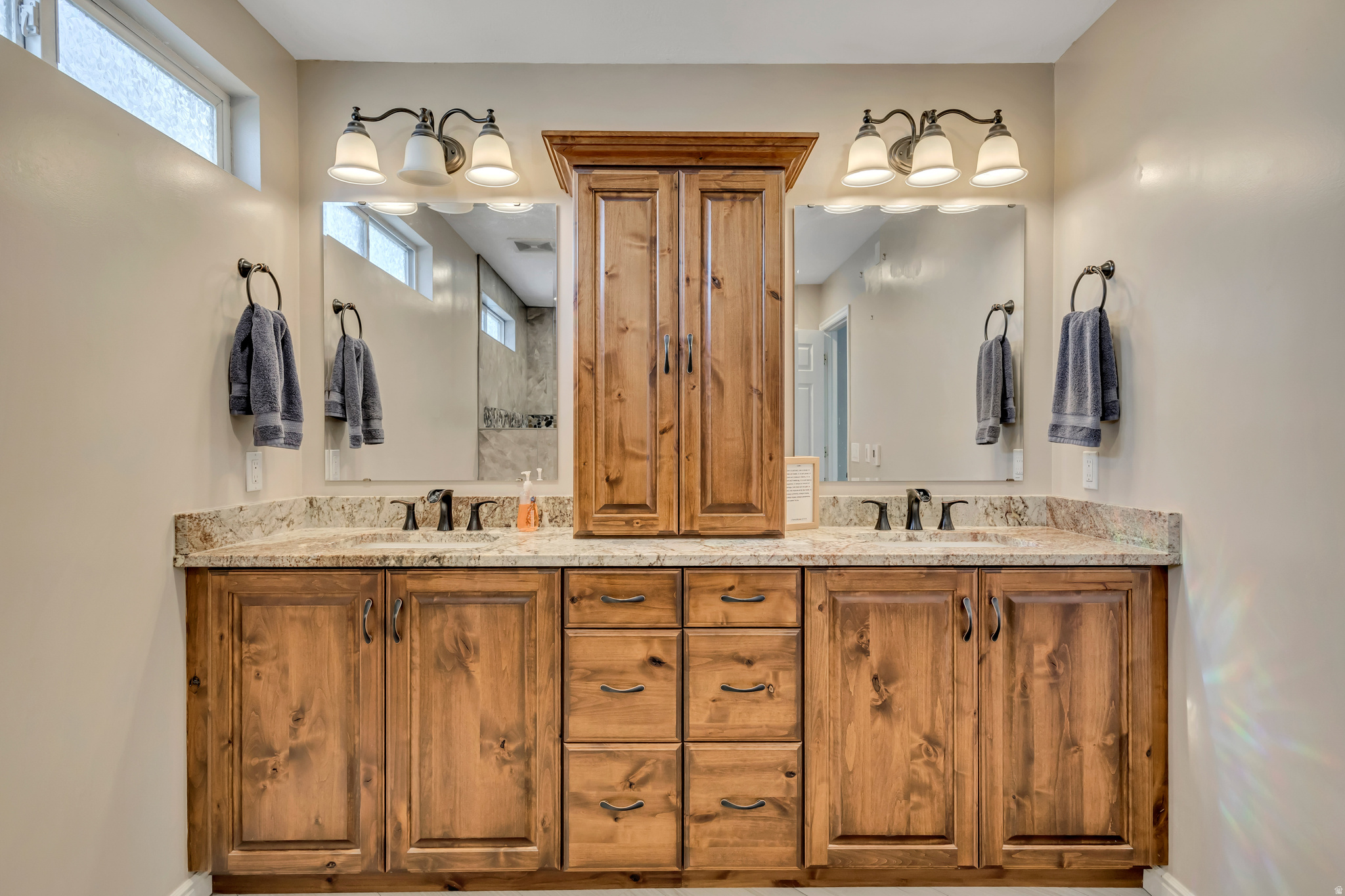 WILLOW CREST - Residential