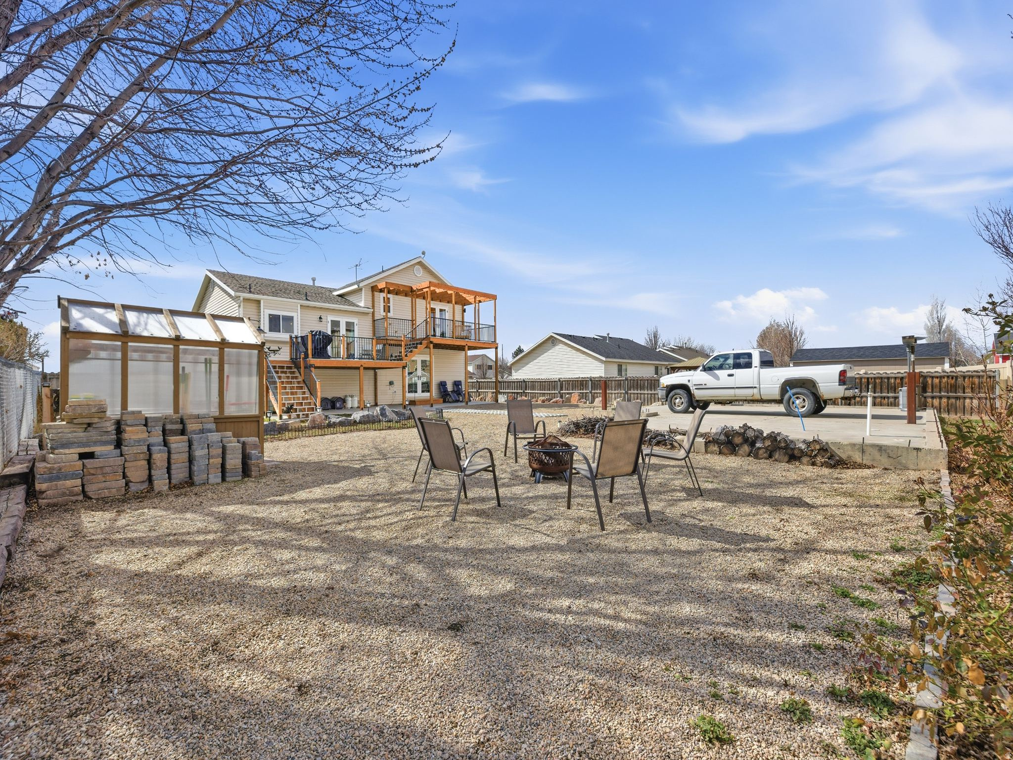 STAGE COACH CROSSING - Residential