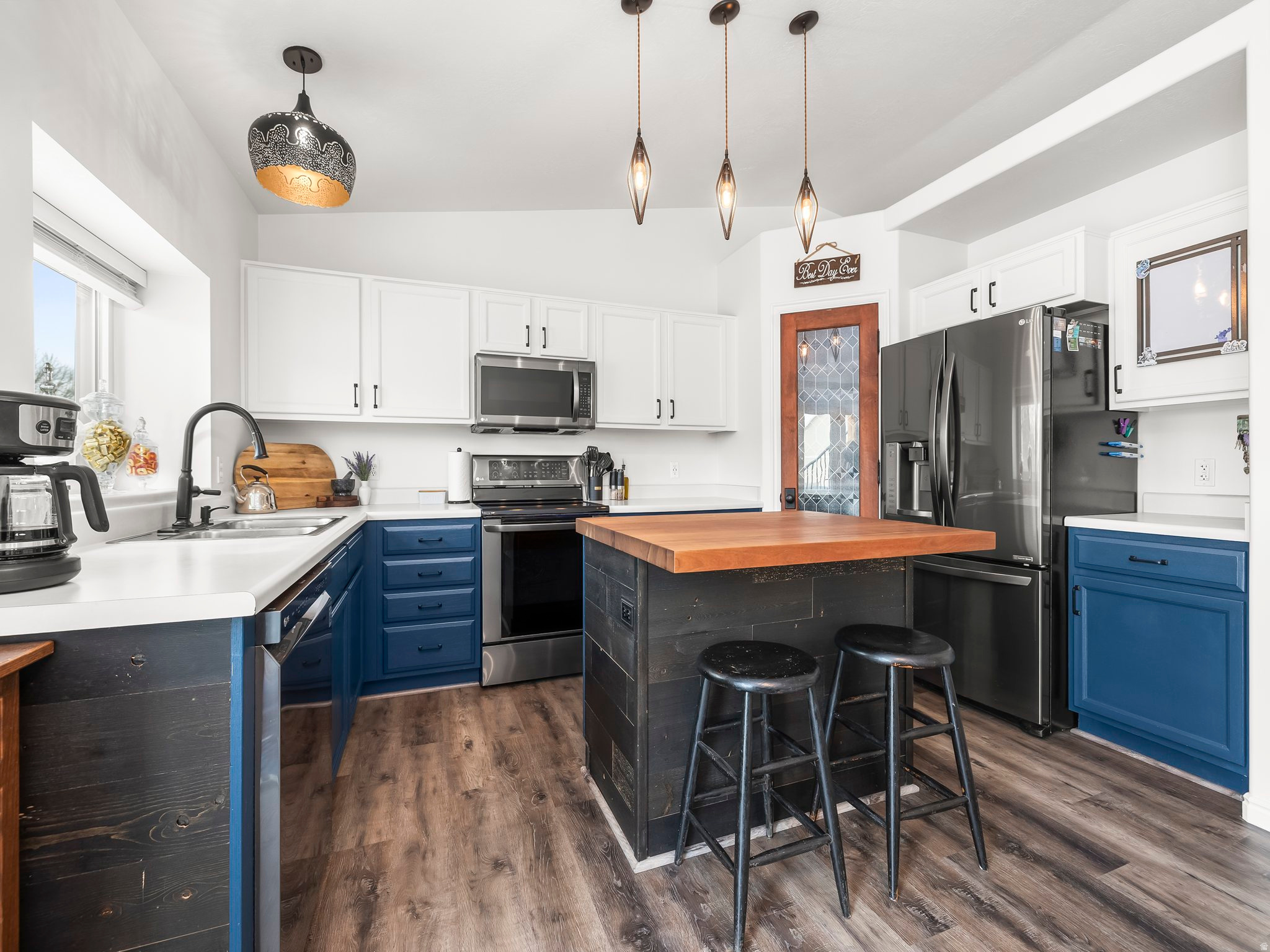 STAGE COACH CROSSING - Residential