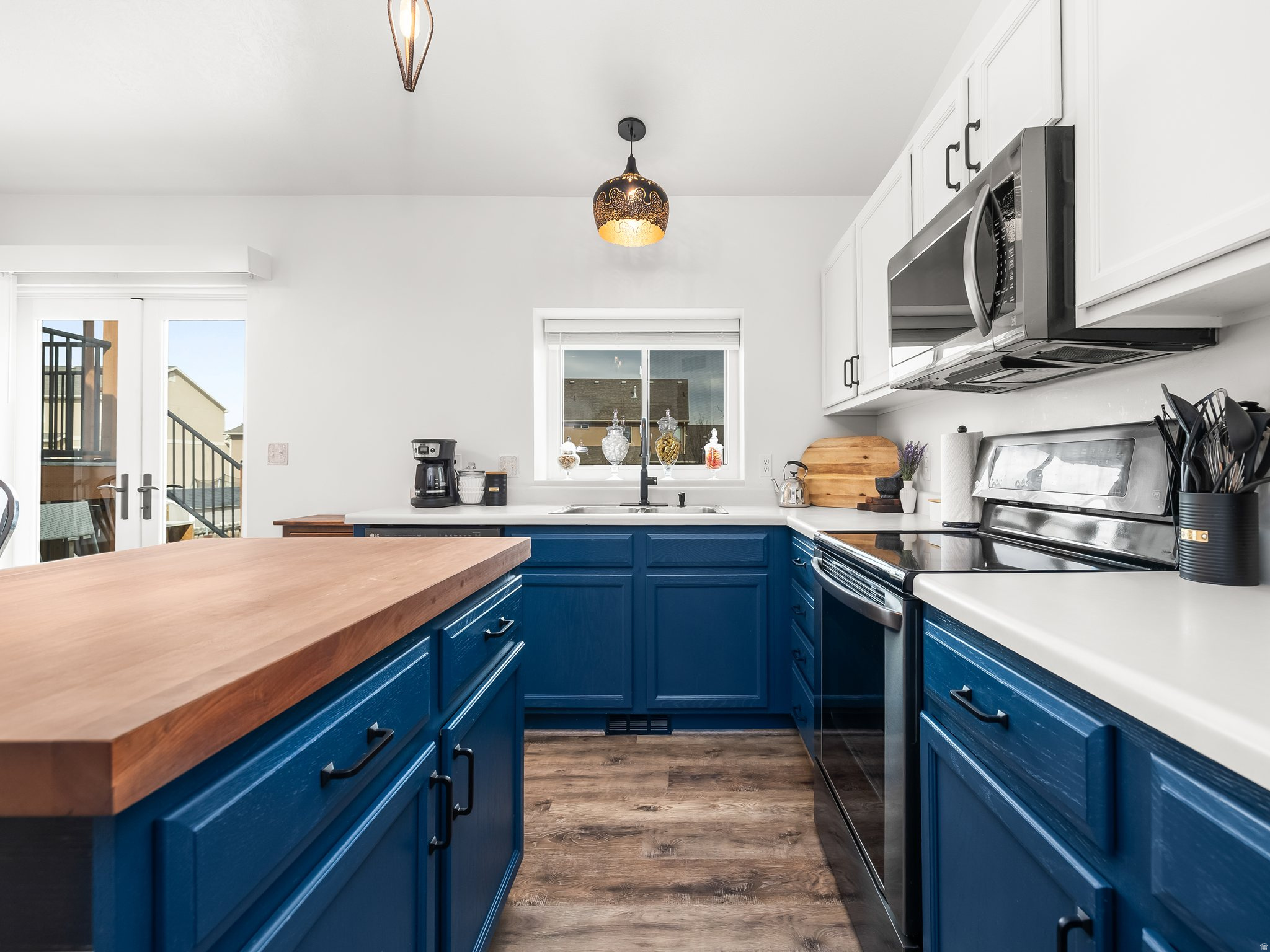 STAGE COACH CROSSING - Residential