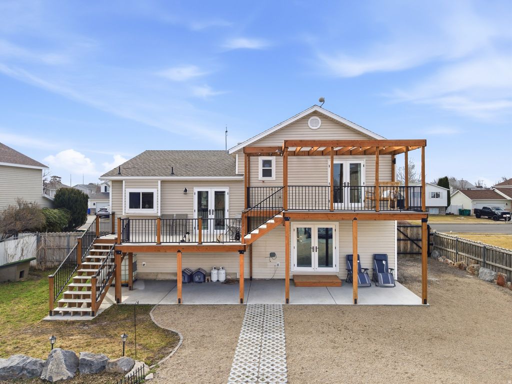 Photo of 1780 W 400 S, Lehi, UT 84043 (MLS # 2140721)