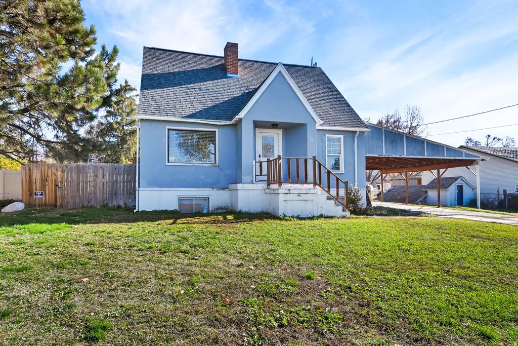 Photo of 78 S MAIN ST, Hyde Park, UT 84318 (MLS # 2122665)
