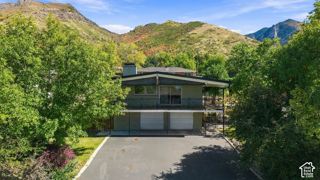 Photo of 3581 S MILLSTREAM LN E, Salt Lake City, UT 84109 (MLS # 2188666)