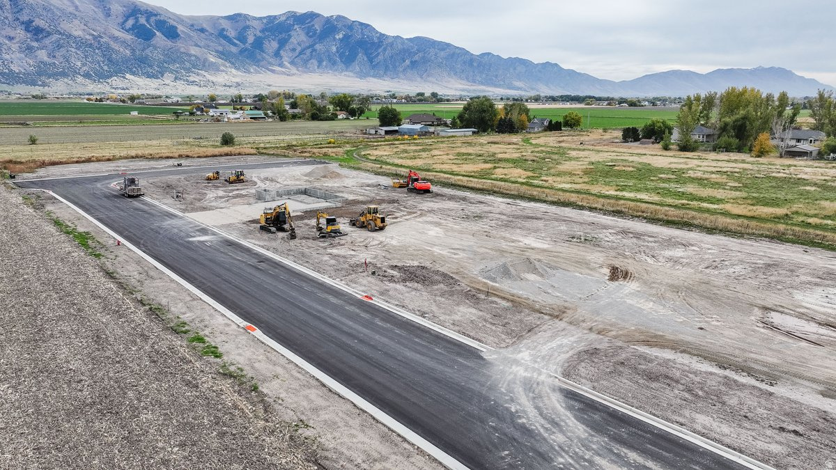 CLEARVIEW SUBDIVISION - Land