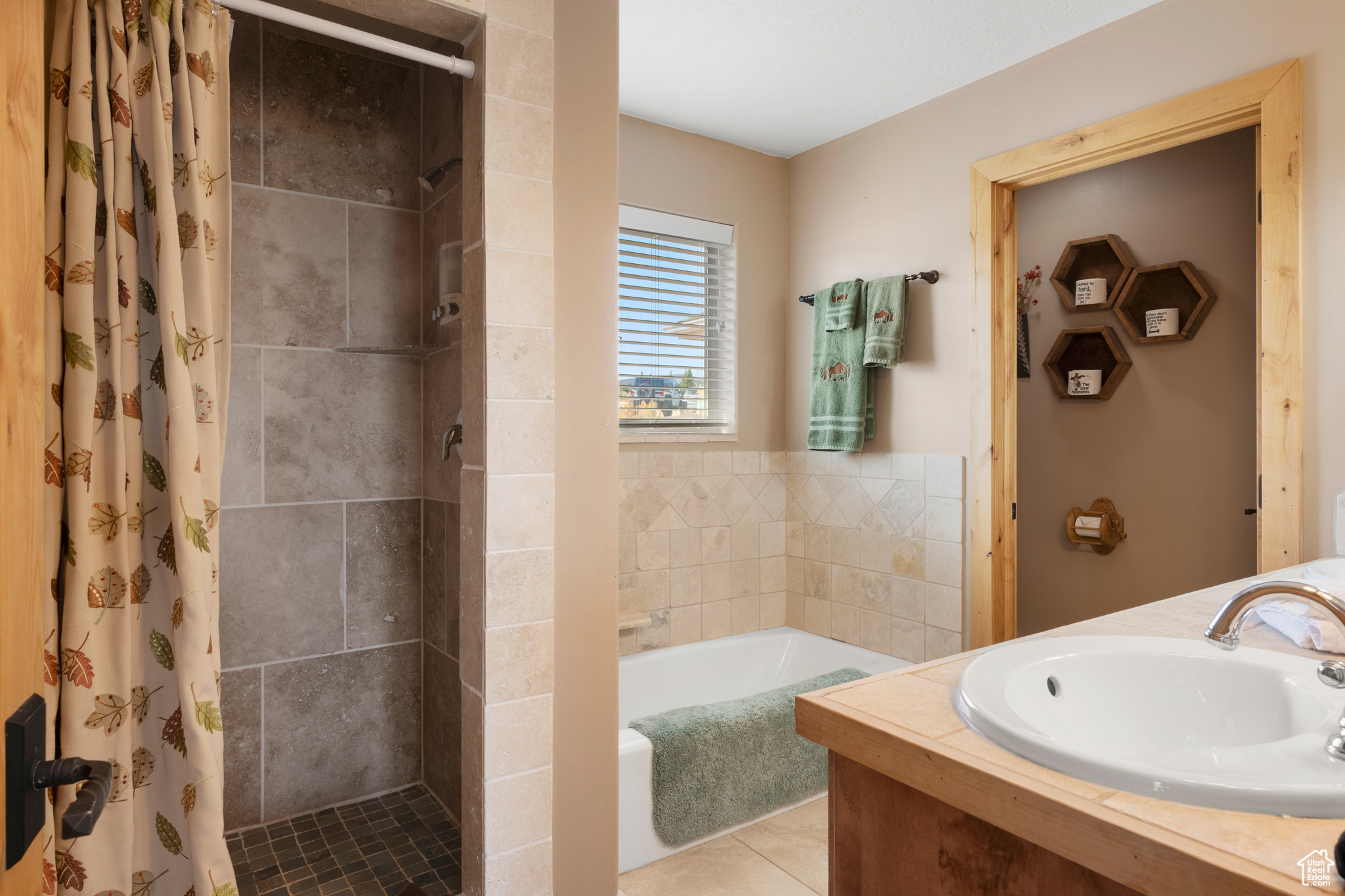 SWEETWATER - Residential