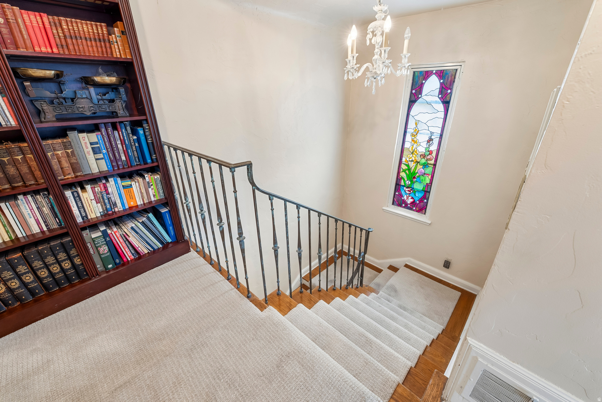 YALECREST - Residential