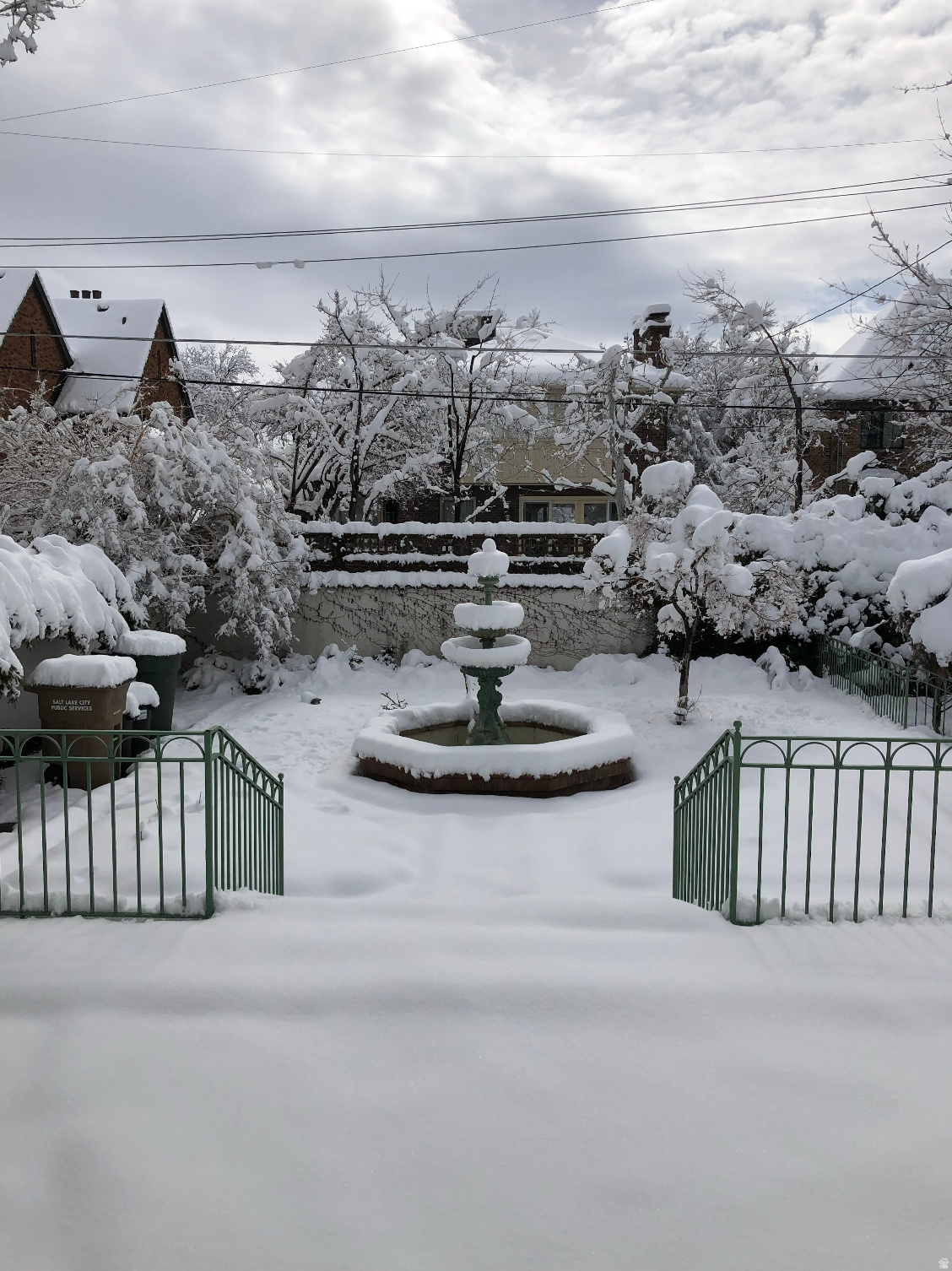 YALECREST - Residential