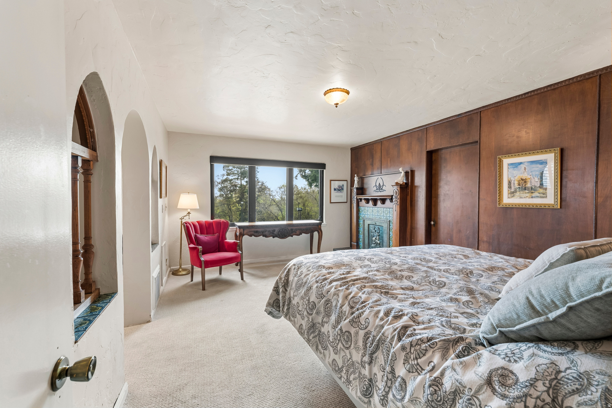 YALECREST - Residential