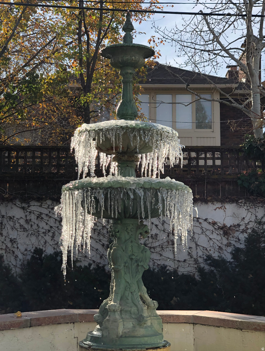 YALECREST - Residential