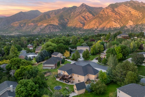 Tiny photo for 475 E SILVERLEAF DR, Alpine, UT 84004 (MLS # 2171236)