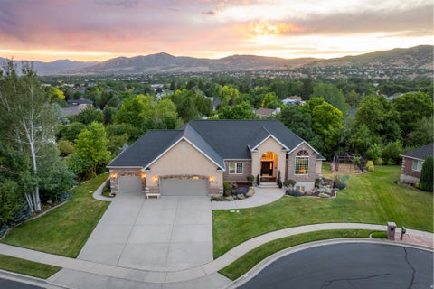 Tiny photo for 475 E SILVERLEAF DR, Alpine, UT 84004 (MLS # 2171236)