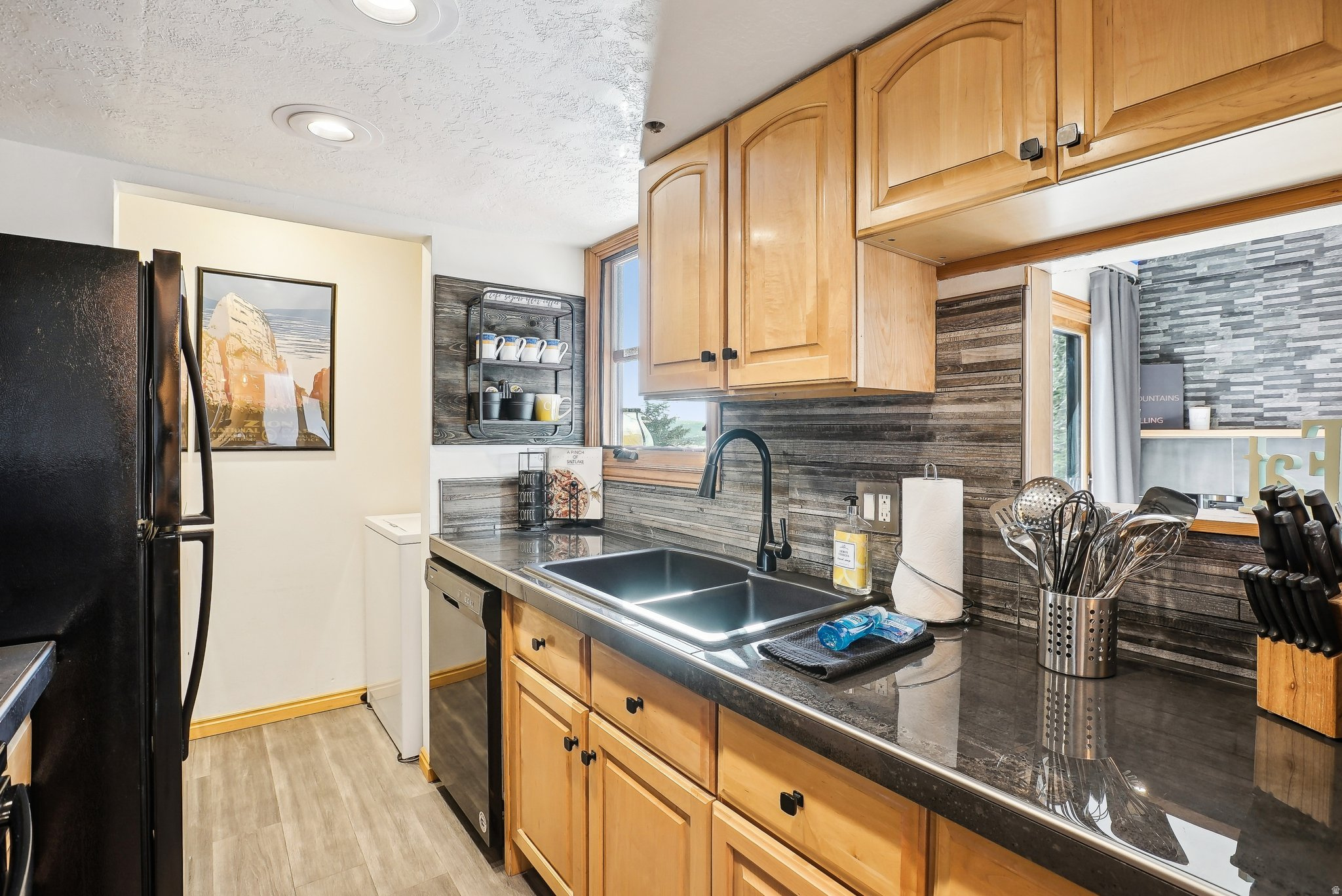 POWDERWOOD AT LANDMARK - Residential