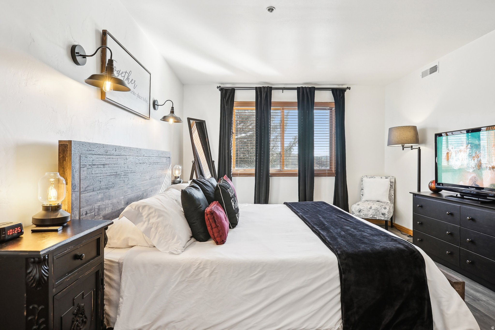 POWDERWOOD AT LANDMARK - Residential