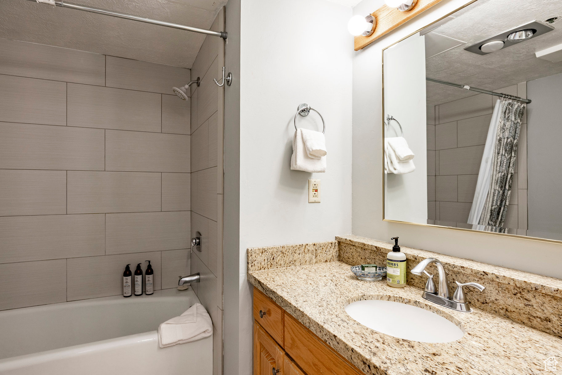 RESORT CENTER CONDOMINIUMS - Residential